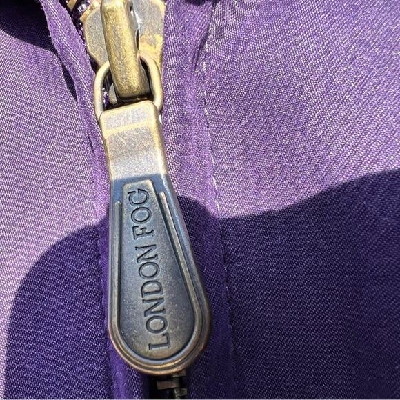 London Fog. Women’s coat, detachable liner and hood.  Small. Adjustable waist. - Picture 16 of 16